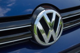 Golf sedmica ukraden ispred auto-kuće