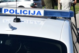 Optužen da je uz prijetnju nožem opljačkao dvije apoteke: "Daj pare"