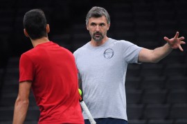 Poznato koliku platu Nole daje Ivaniševiću