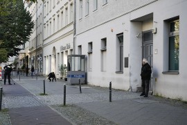Na sinagogu u Berlinu bačeni molotovljevi kokteli
