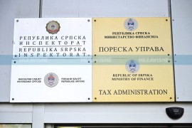 Oglasila se Poreska uprava RS o hapšenju njihovih službenika