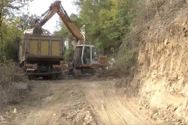 Obustavljena gradnja puta preko zaoranog pravoslavnog groblja u ...