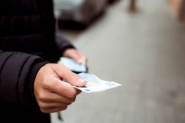 Šofer iz BiH dva puta pokušao podmititi carinika