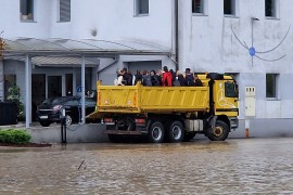 Kišna apokalipsa u Sloveniji, brojna sela odsječena (FOTO/VIDEO)