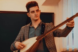 Mladi Kristijan uz šargiju čuva tradiciju svojih predaka