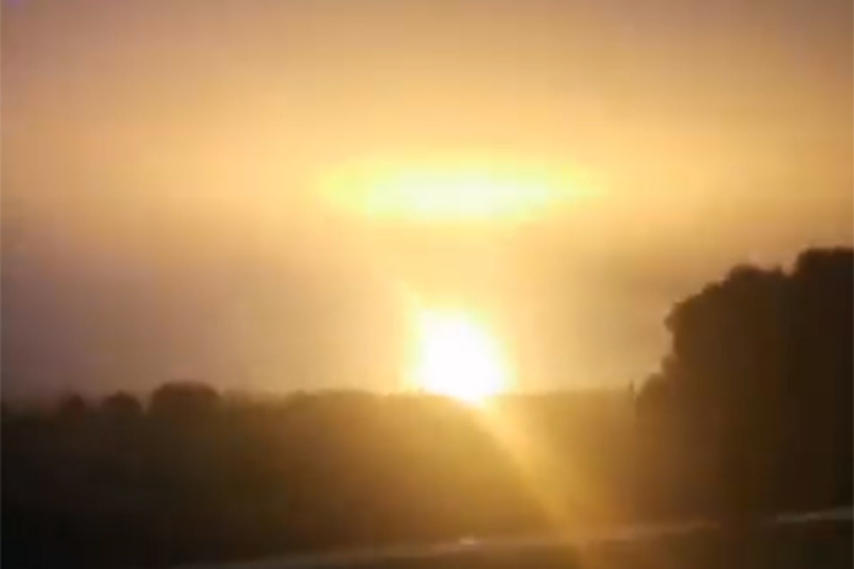 Velika eksplozija prijavljena u Velikoj Britaniji: "Izgledalo kao vatrena lopta" (VIDEO)