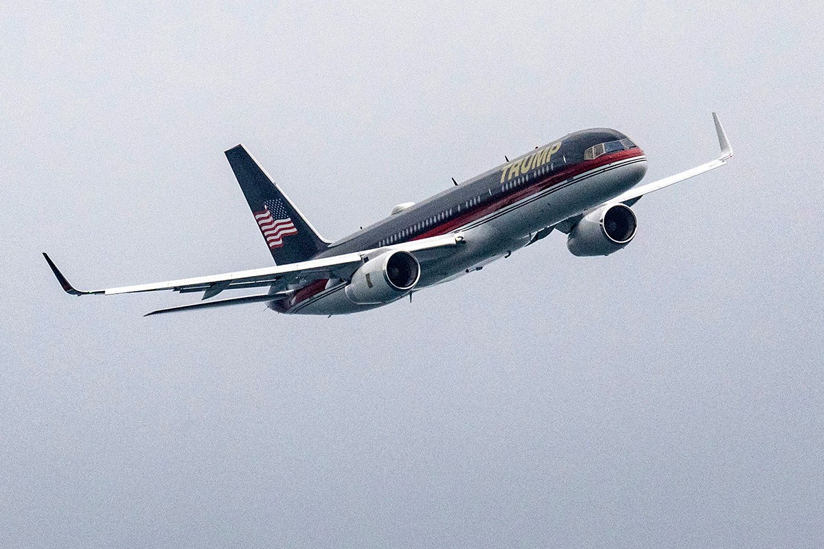 Boing 757 skliznuo sa piste tokom prinudnog slijetanja