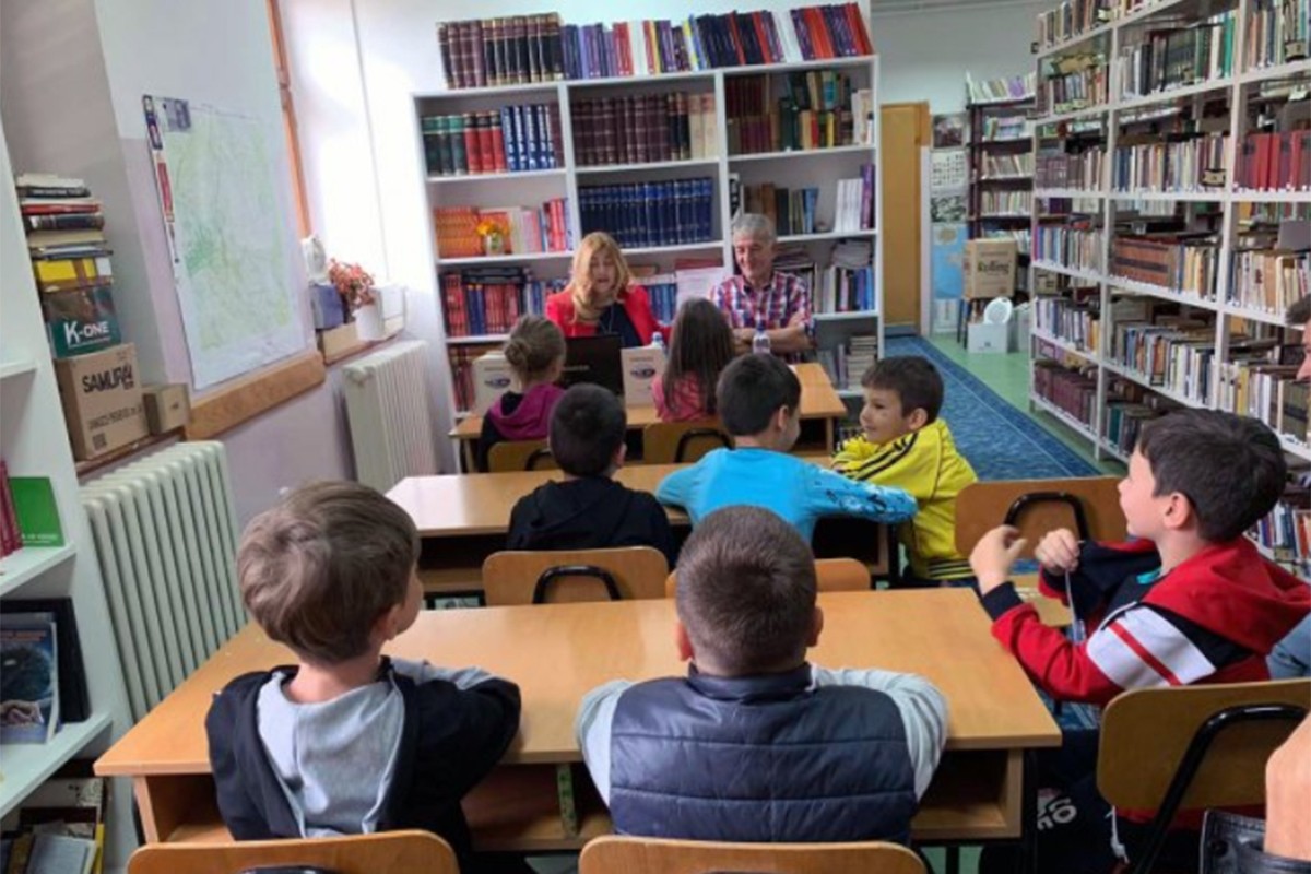 U Istočnom Starom Gradu promovisana zbirka pjesama "Pričešće" Nedeljka Kovačevića
