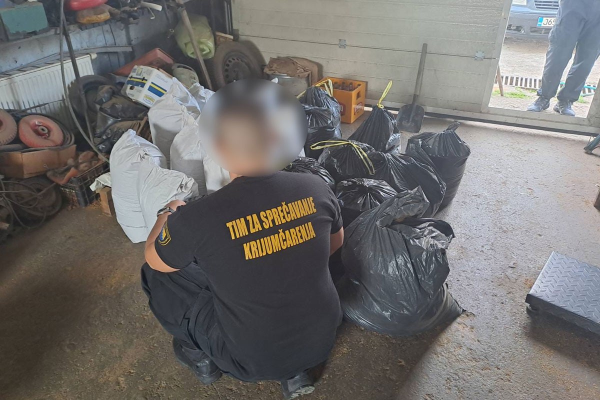 Epilog akcije "Eva", oduzeti duvan i mašina čija je vrijednost 70.000 KM (FOTO)