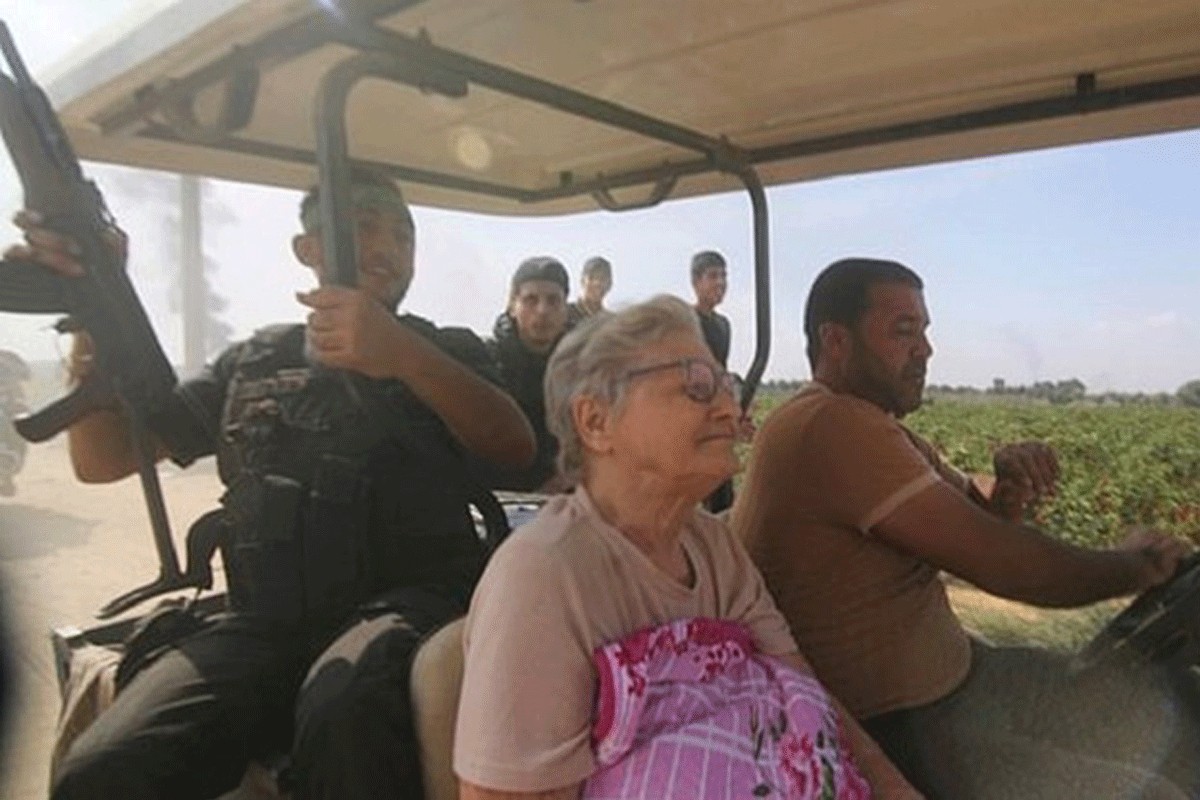 Hamas oteo i 85-godišnju baku: Odveli je na vozilu za golf (VIDEO)
