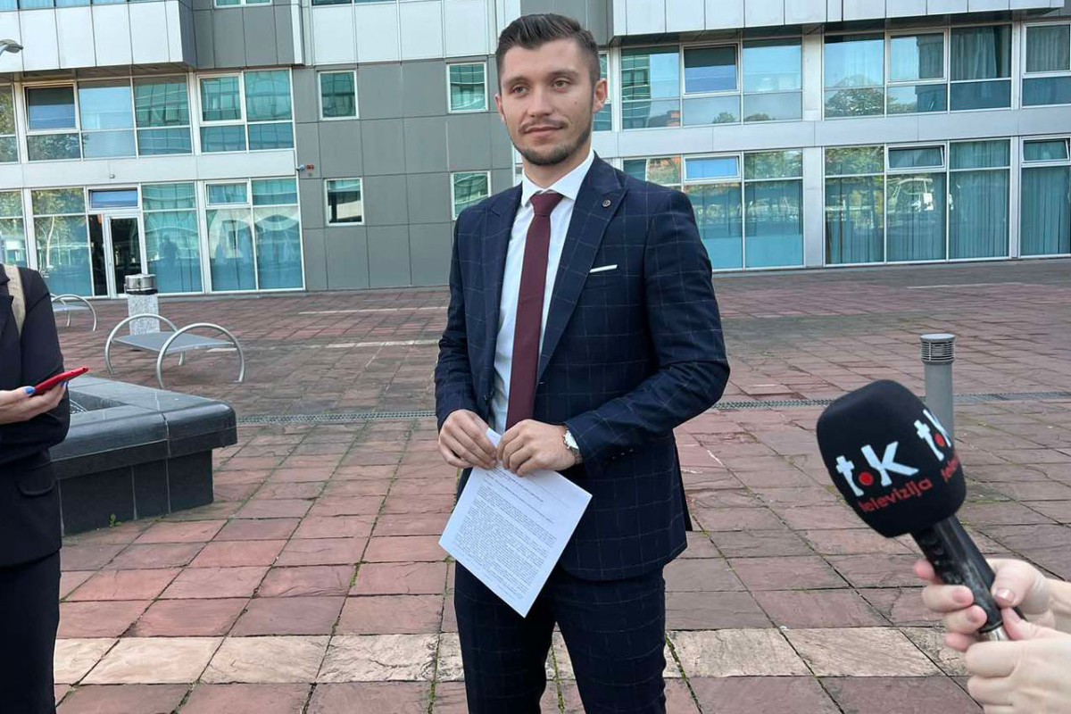 Kresojević: Odbornici biraju tačke kao po švedskom stolu