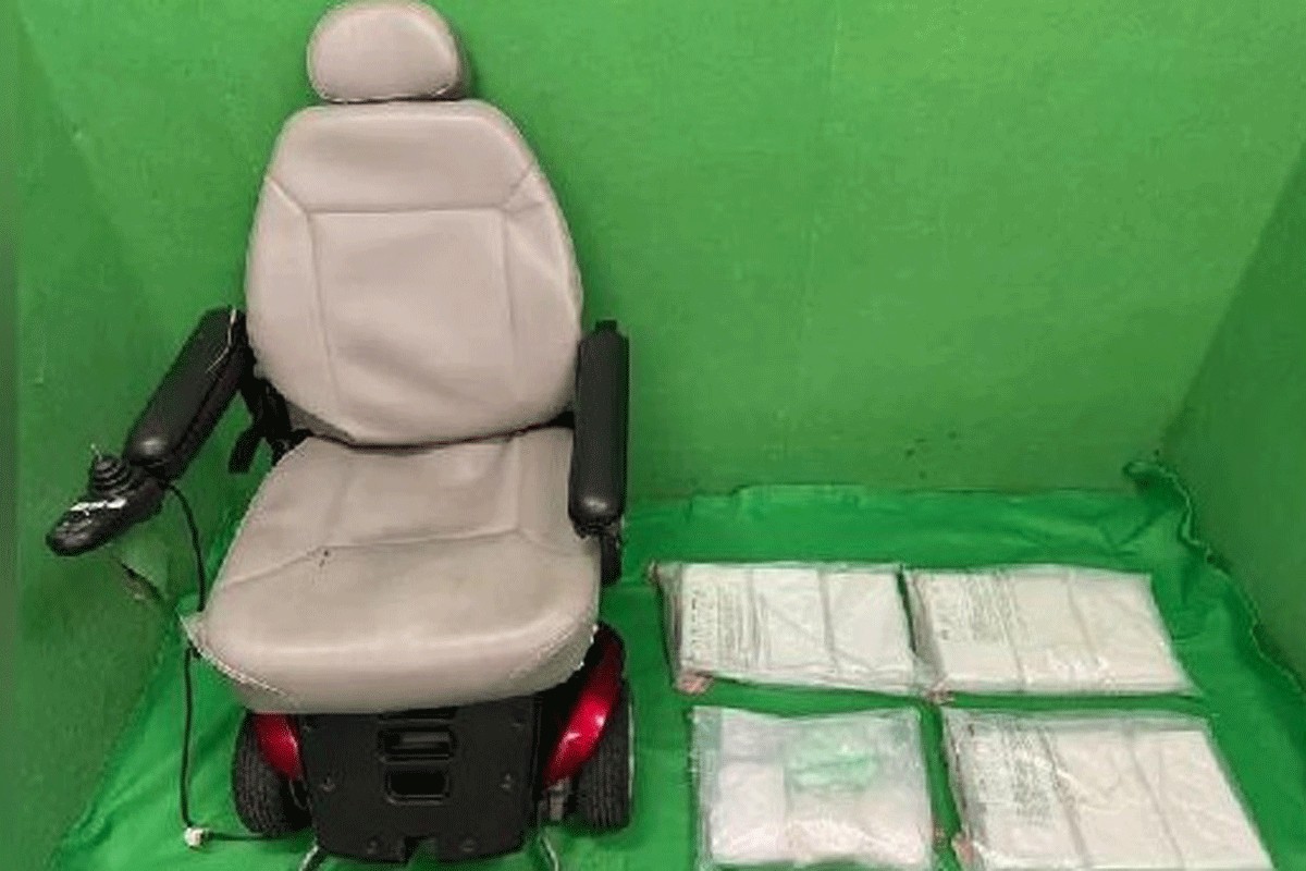 Krijumčario 11 kilograma kokaina u invalidskim kolicima
