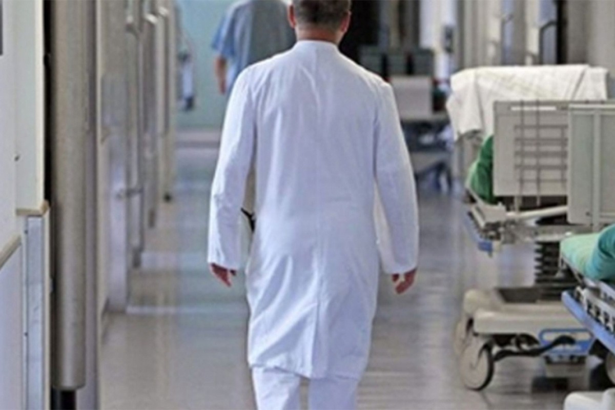 Šest osoba hospitalizovano nakon požara