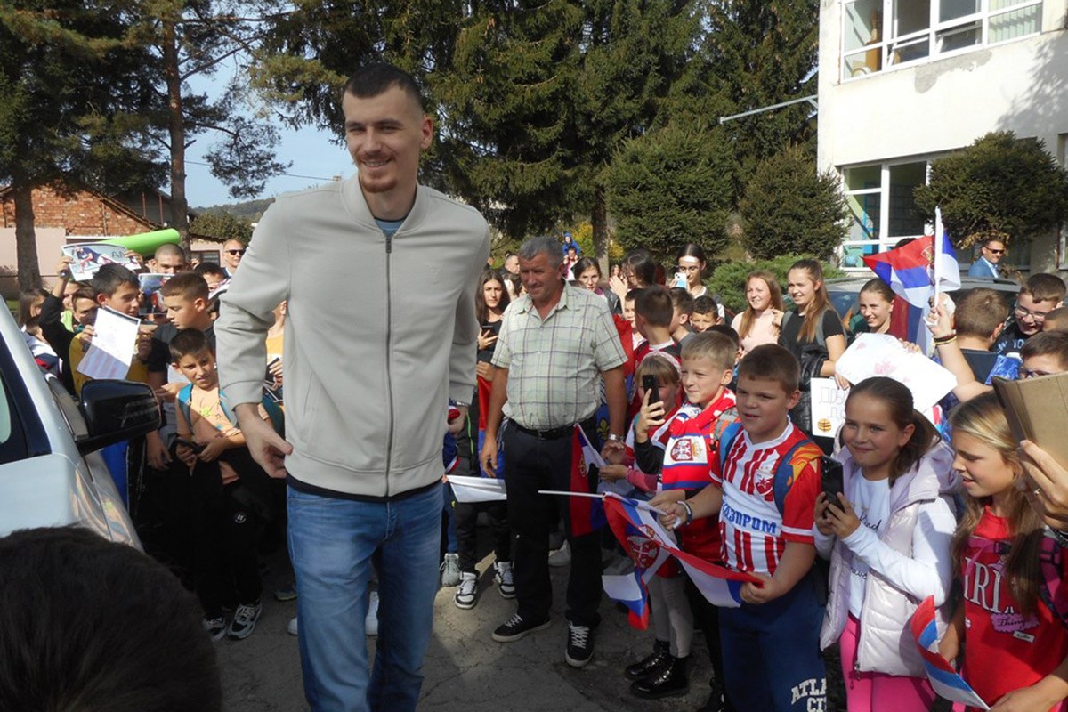 Boriša Simanić izazvao euforiju u Bratuncu