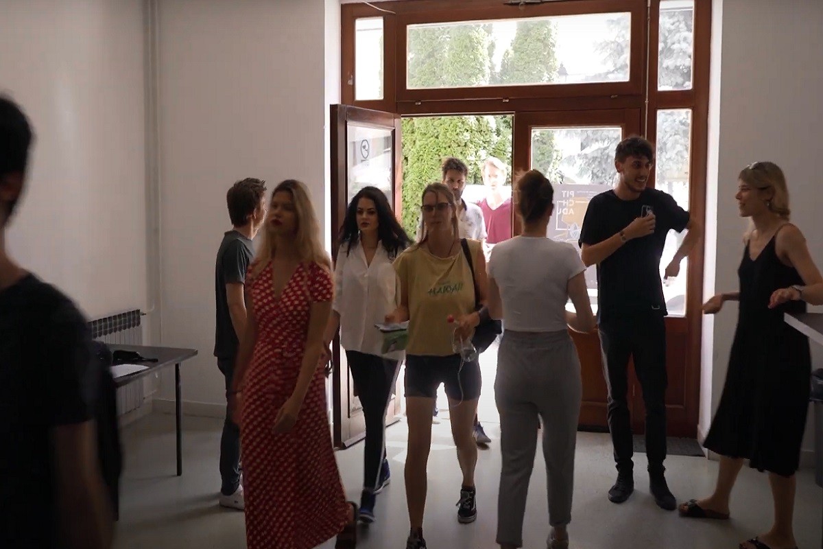 Profesor koji je psovao i navodno polno zlostavljao na fakultetu, vraćen na posao