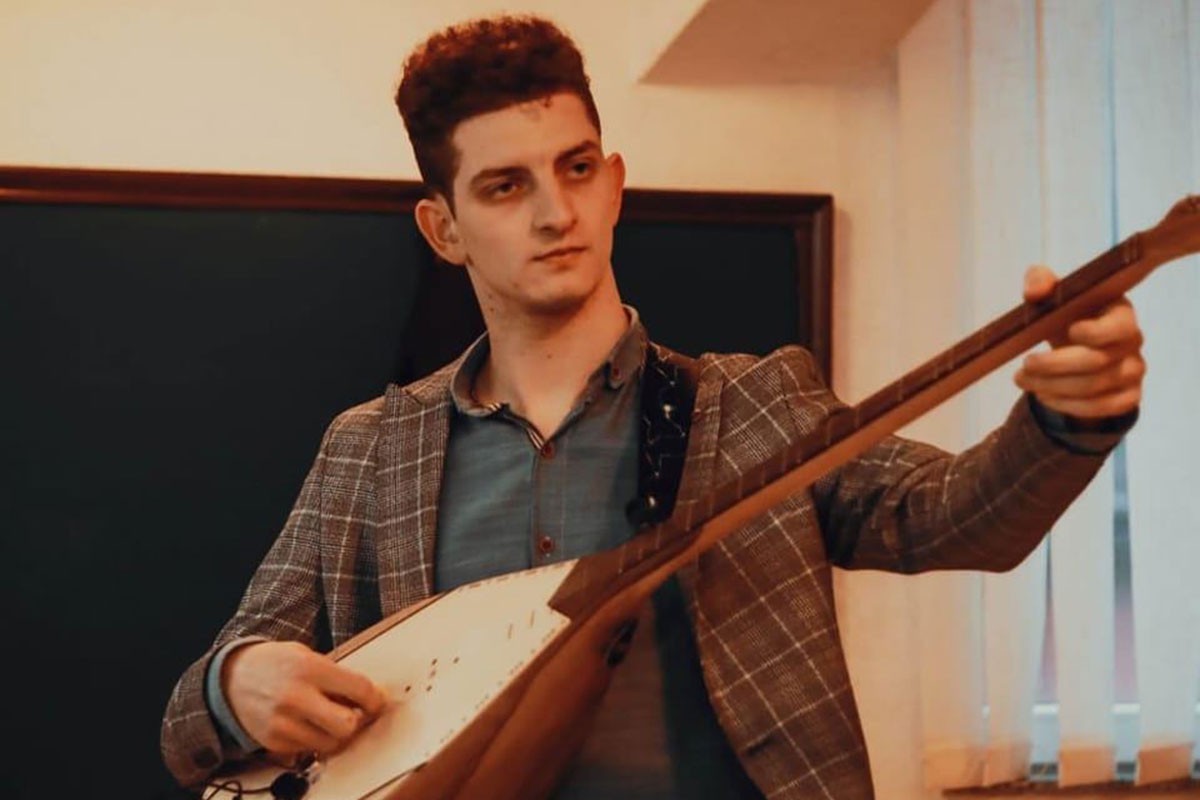 Mladi Kristijan uz šargiju čuva tradiciju svojih predaka