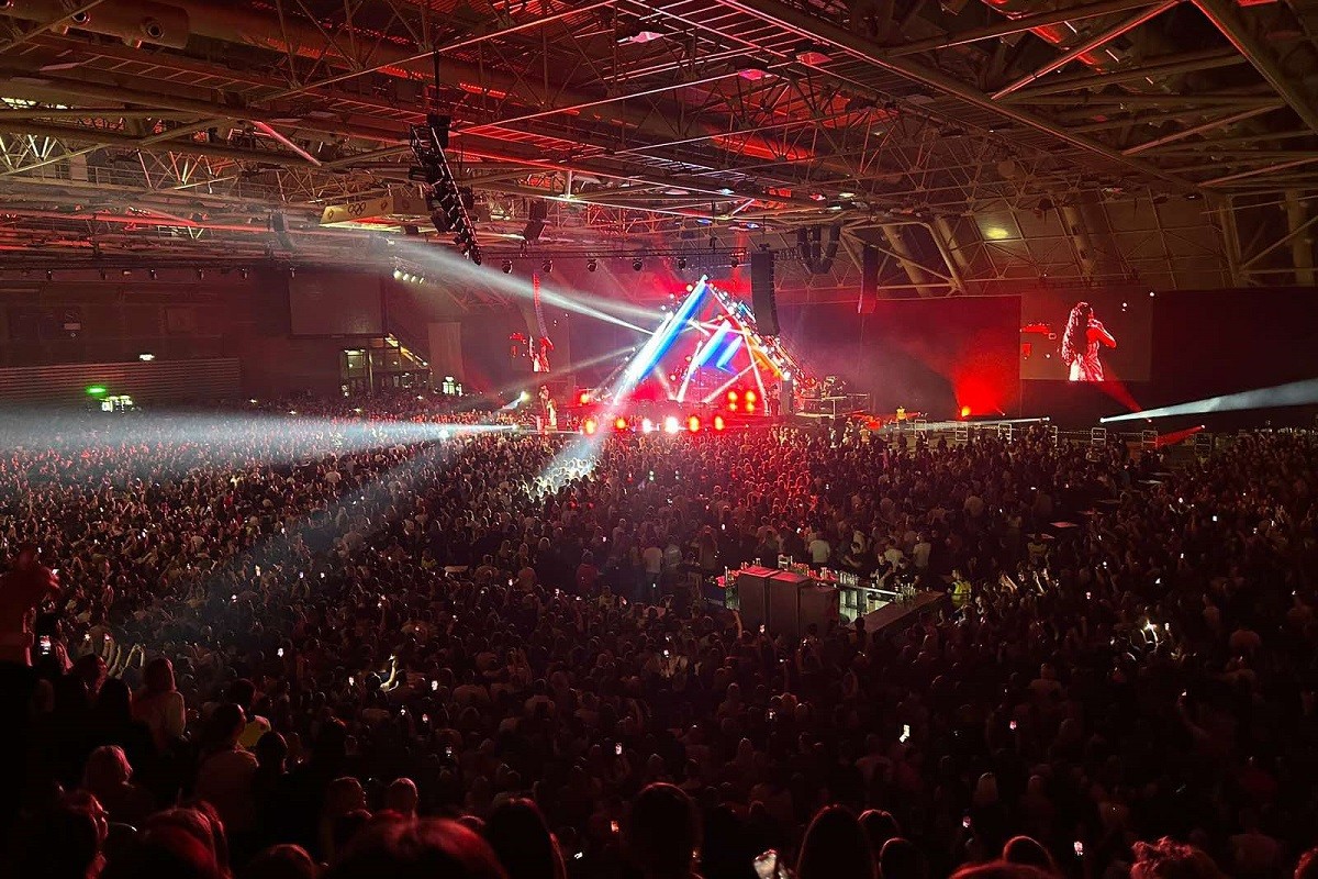 Pogledajte atmosferu sa koncerta Aleksandre Prijović (VIDEO)