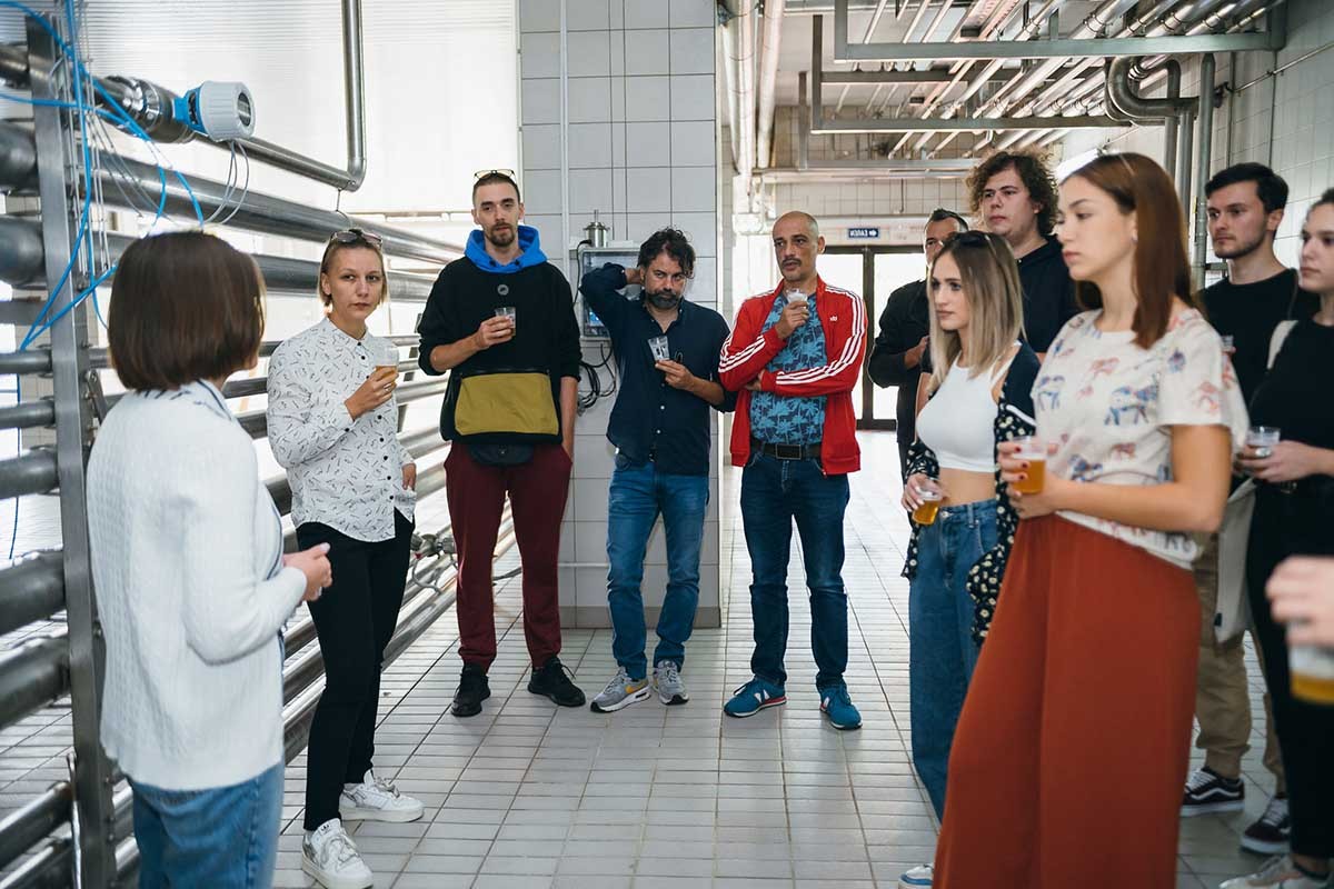 Posjeta grupe "Zoster" Banjalučkoj pivari: Neobavezno druženje, ali za pamćenje