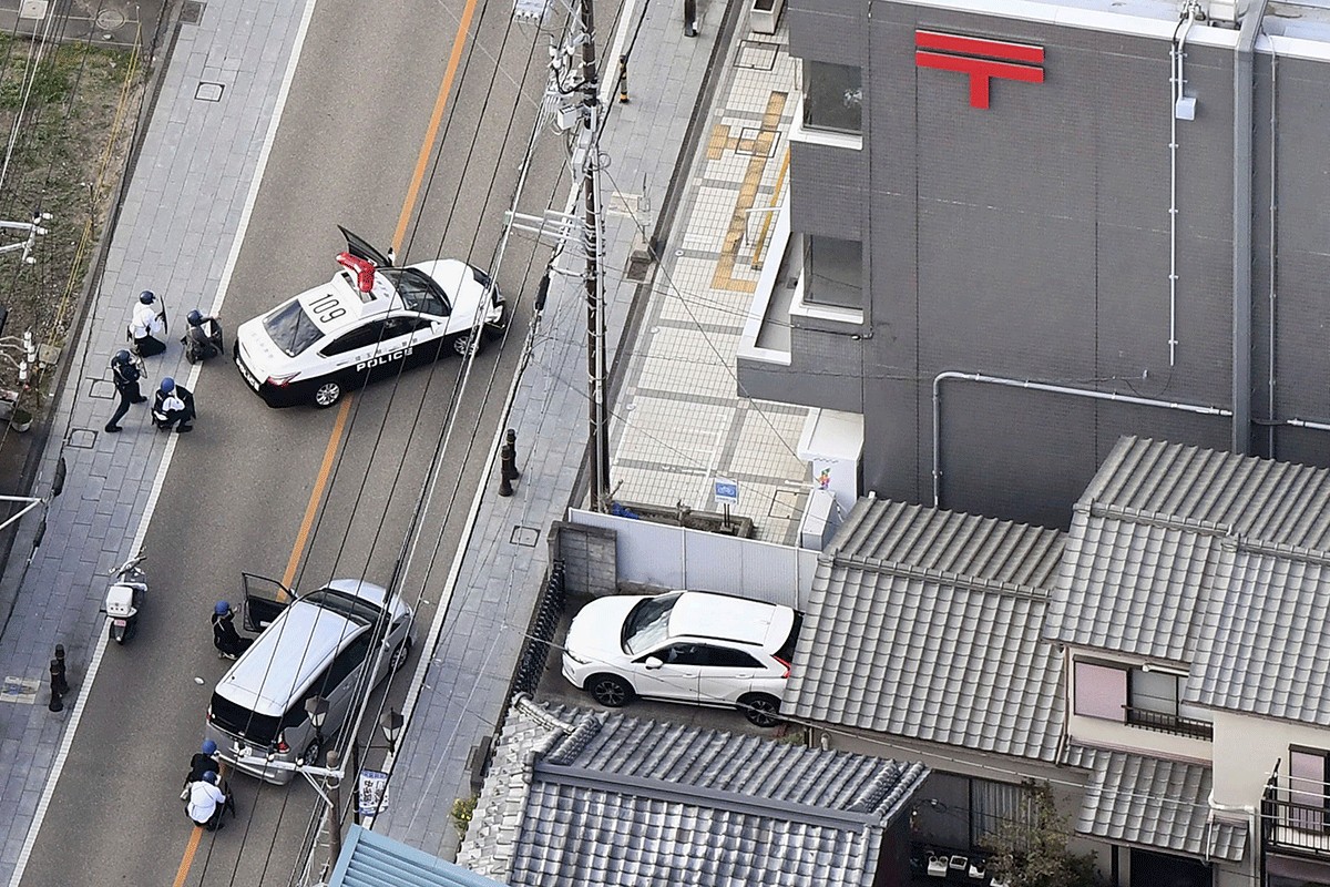 Japan: Muškarac pucao ispred bolnice, pa se zabarikadirao u pošti