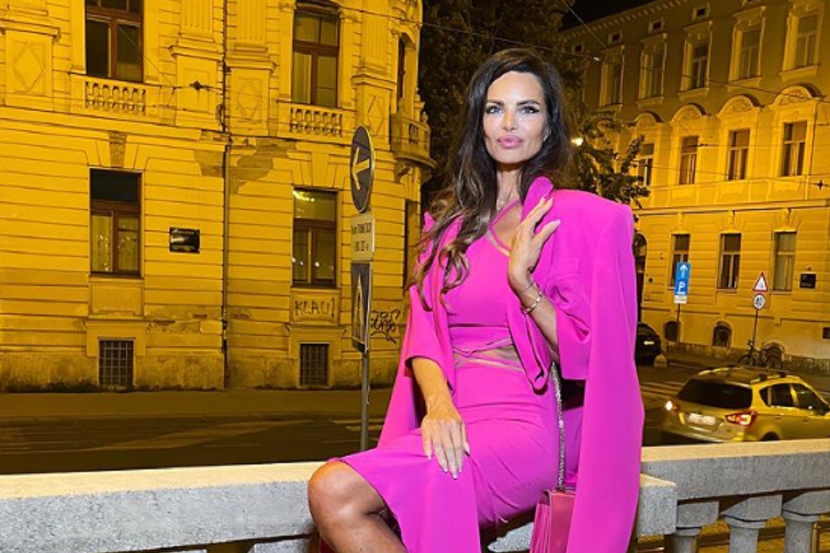 Pišek podijelila fotku s plaže, fanovi je hvale (FOTO)