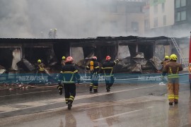 Požar zahvatio kompletnu sarajevsku pijacu, šteta ogromna (VIDEO)