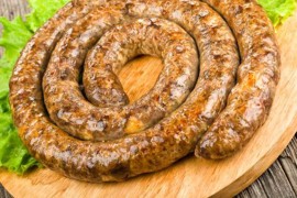 Evo kako lako i brzo možete da napravite domaće kobasice kod kuće