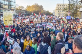 300.000 ljudi na ulici i antisemitski slogani (VIDEO)
