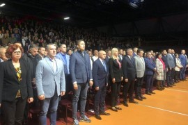 U Derventi narodni miting "Branimo Srpsku": Niko nema pravo da ruši i ...
