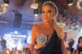 Maja Šuput zablistala u neobičnoj haljini