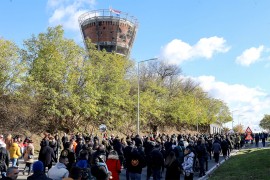 Tokom šetnje u Vukovaru uzvikivali "Za dom spremni"