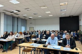 Za vlast budžet razvojni, za opoziciju potrošački