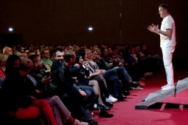 Incident na predstavi Tarika Filipovića u BiH, gradonačelnik ometao ...