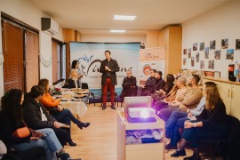 Mozzart nastavlja podršku Sigurnim kućama: Stigla donacija u Bihać ...