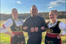 Virtuoz na harmonici Samir Nurkić "Balkanjerom" ujedinio region