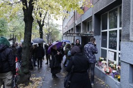 Roditelji ubijene djece u "Ribnikaru" protestuju ispred škole