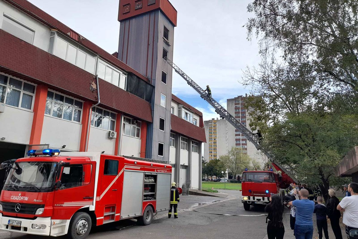 Vatrogasci spasavaju i ljude i životinje, svaki život je dragocjen