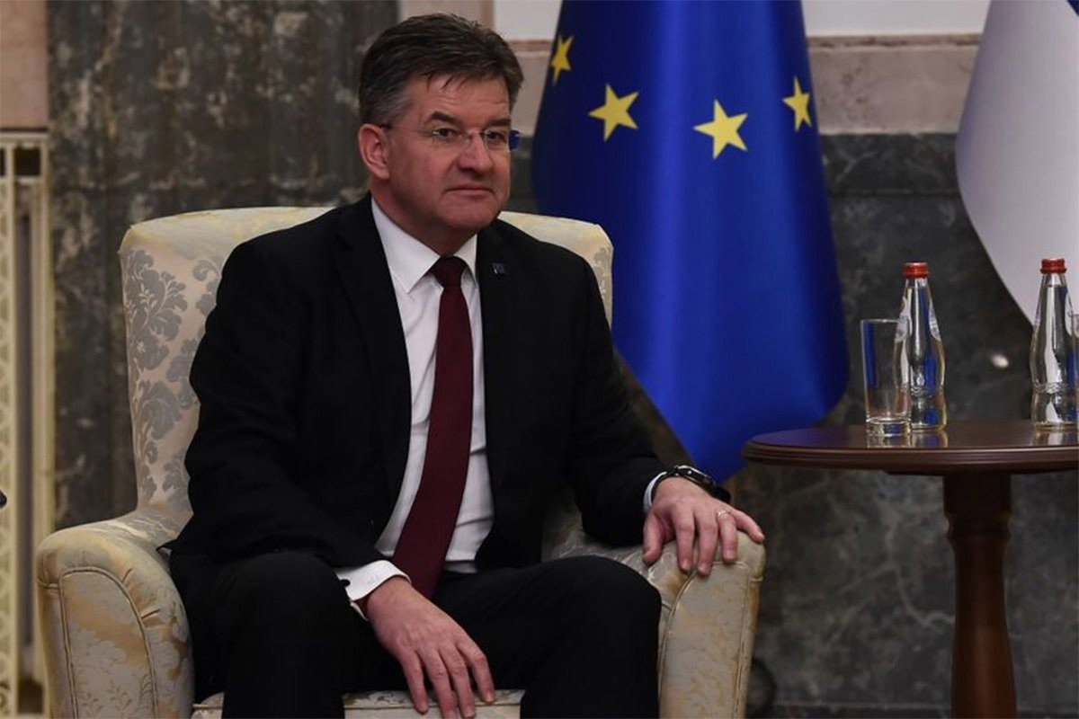 Lajčak sa Bisljimijem: Implementirati sporazum bez odlaganja