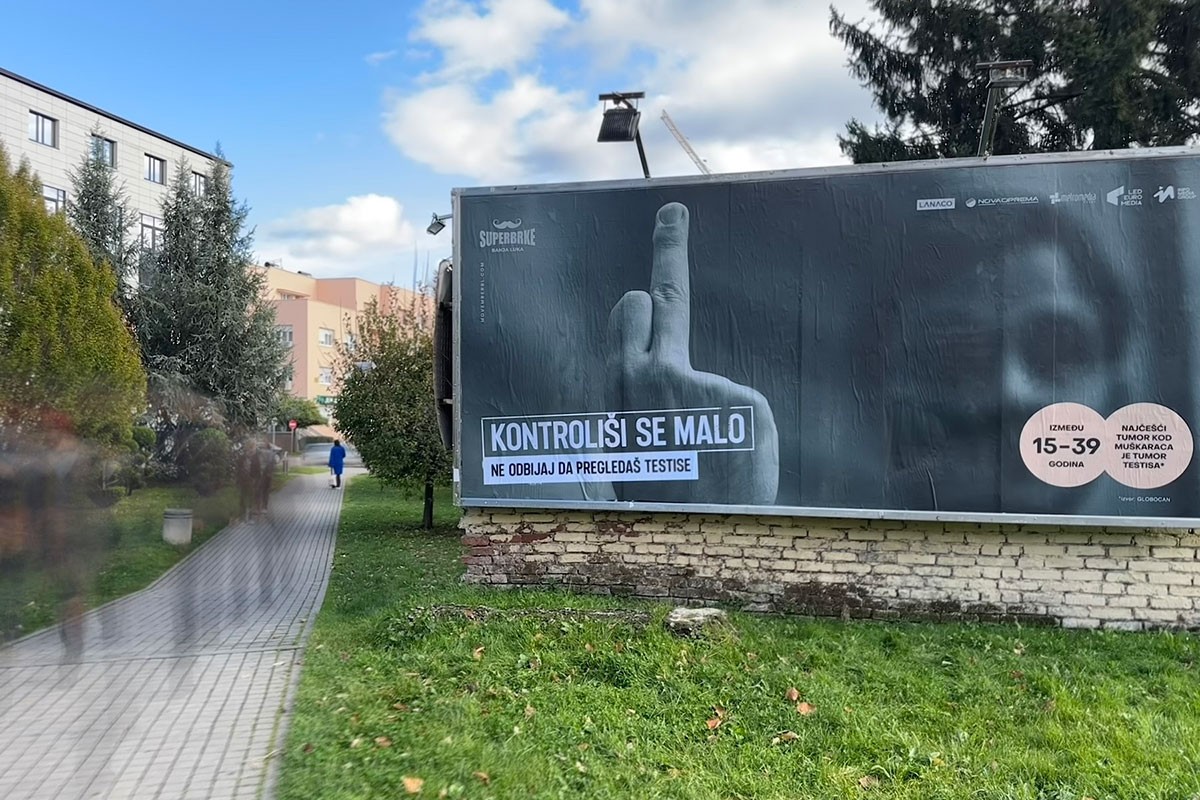 Evo ko se krije iza banjalučkih bilborda sa srednjim prstom (FOTO)