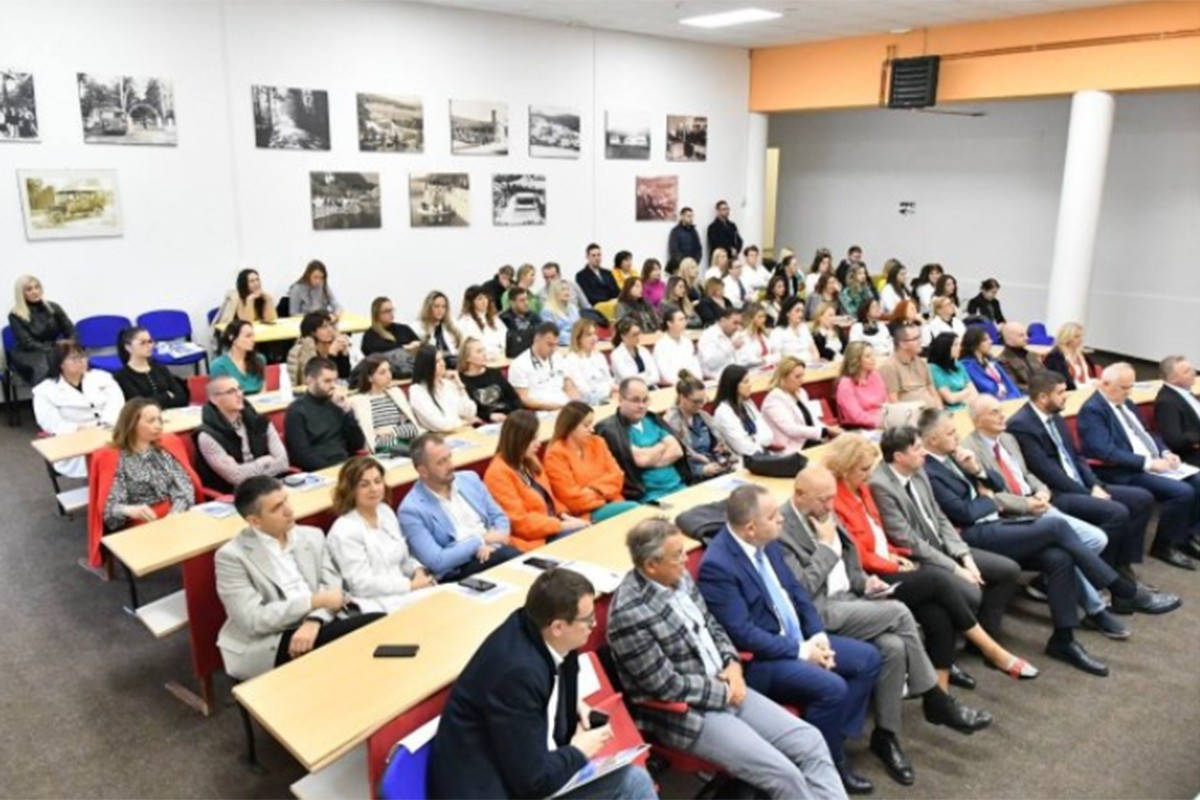 U Bolnici "Srbija" održan simpozijum o savremenom liječenju u kardiologiji