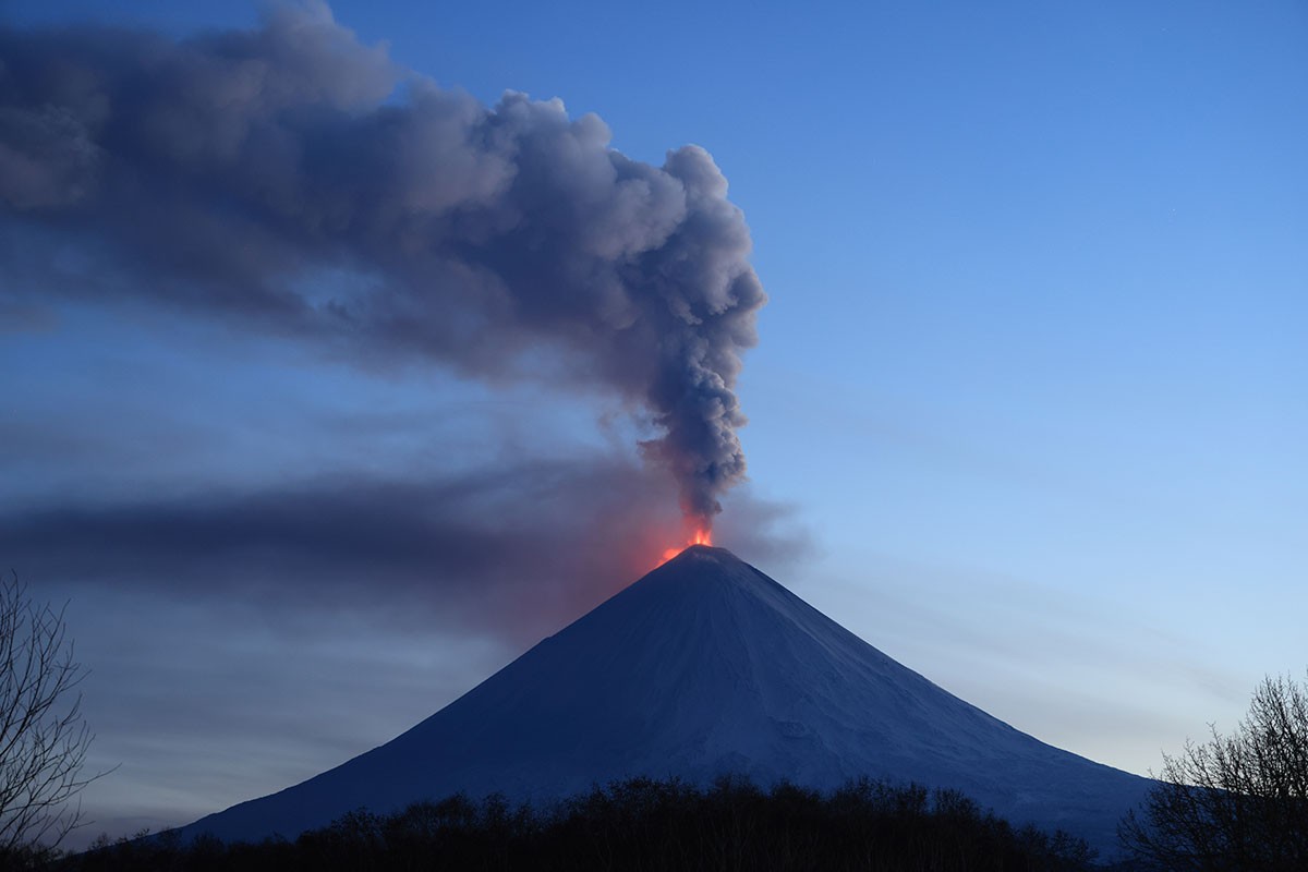 Erupcija vulkana bi mogla zbrisati grad na Islandu