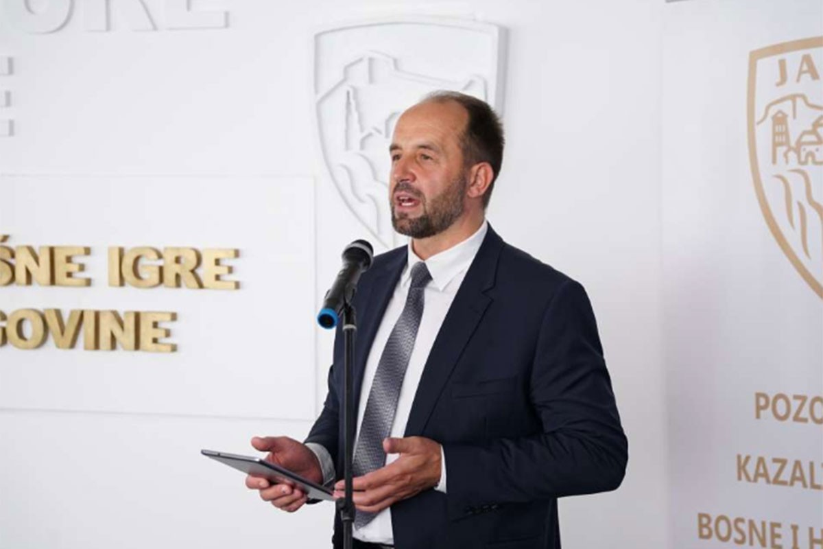 Čančar: Pokušavamo doći do sredstava za revitalizaciju kina u Jajcu