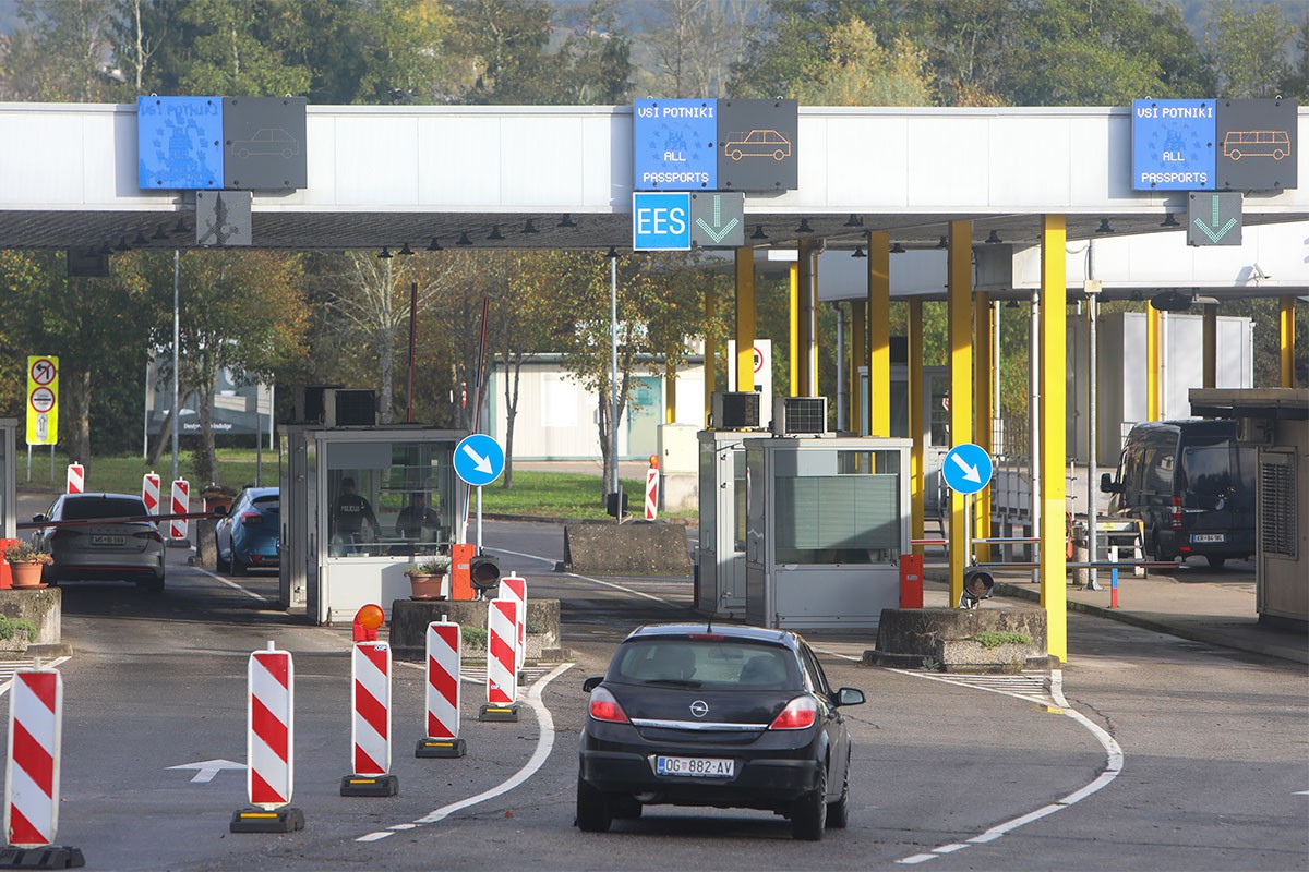 Slovenija produžava kontrole na granici sa Hrvatskom