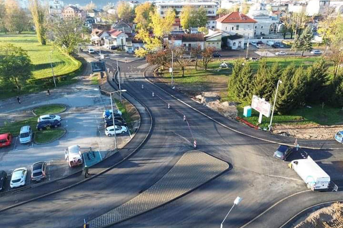 U funkciji dio kružne raskrsnice kod "Ekvatora"