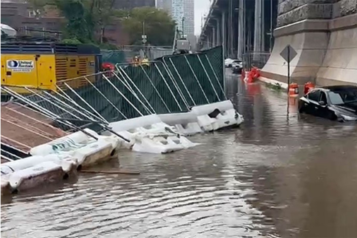 Poplave odnijele više od 100 života