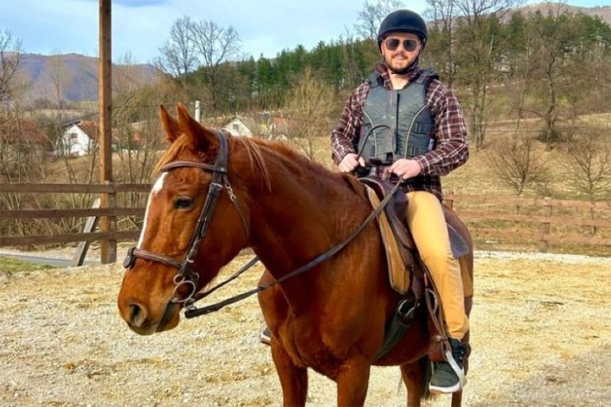Moderni farmer: Inženjer radiologije pare uložio u farmu u BiH