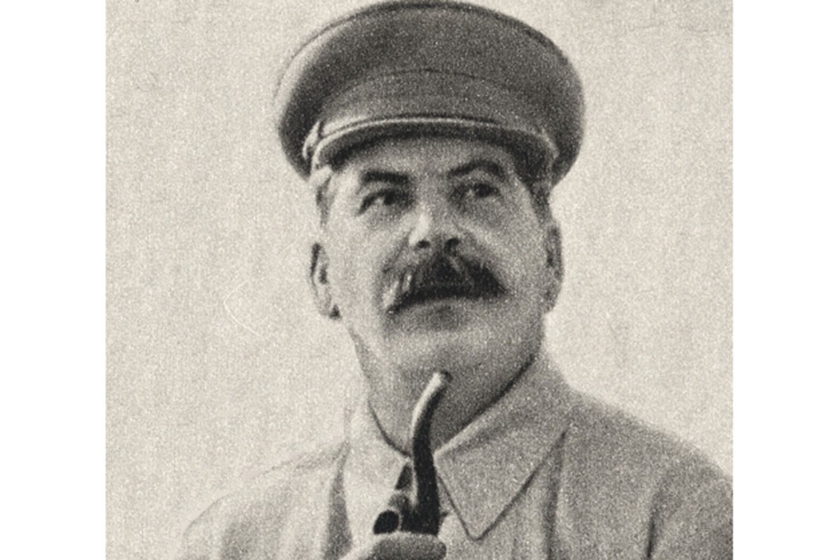 Staljin mrzio miris hrane, tjerao psa da liže tanjire