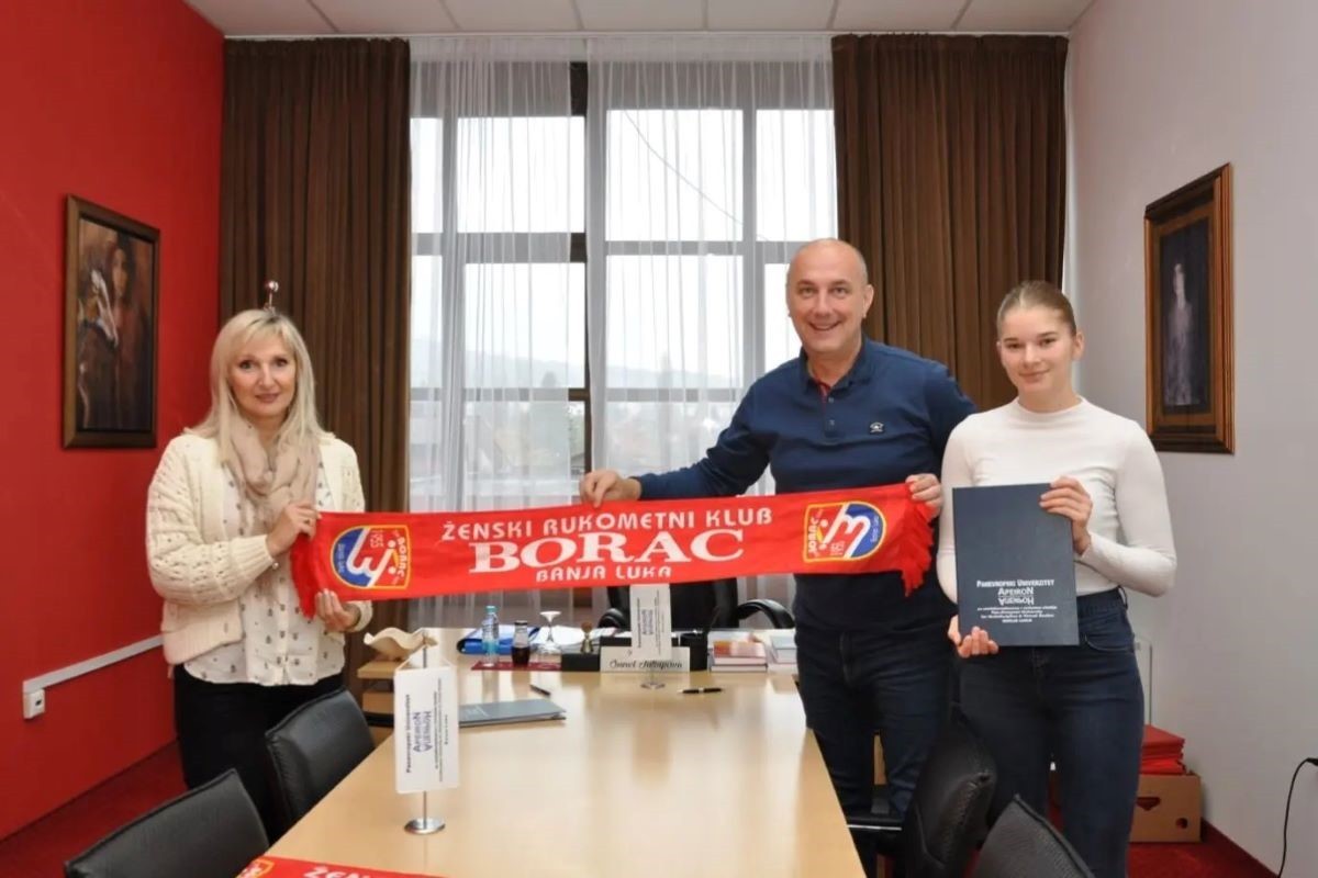 Rukometašici Borca od “Apeirona“ besplatna školarina