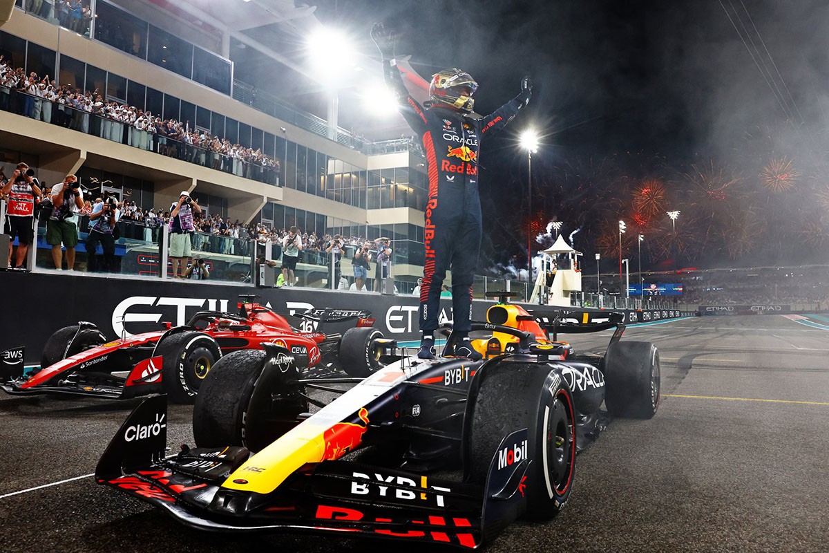 Ferstapen 19. pobjedom spustio zavjesu na F1 u 2023.