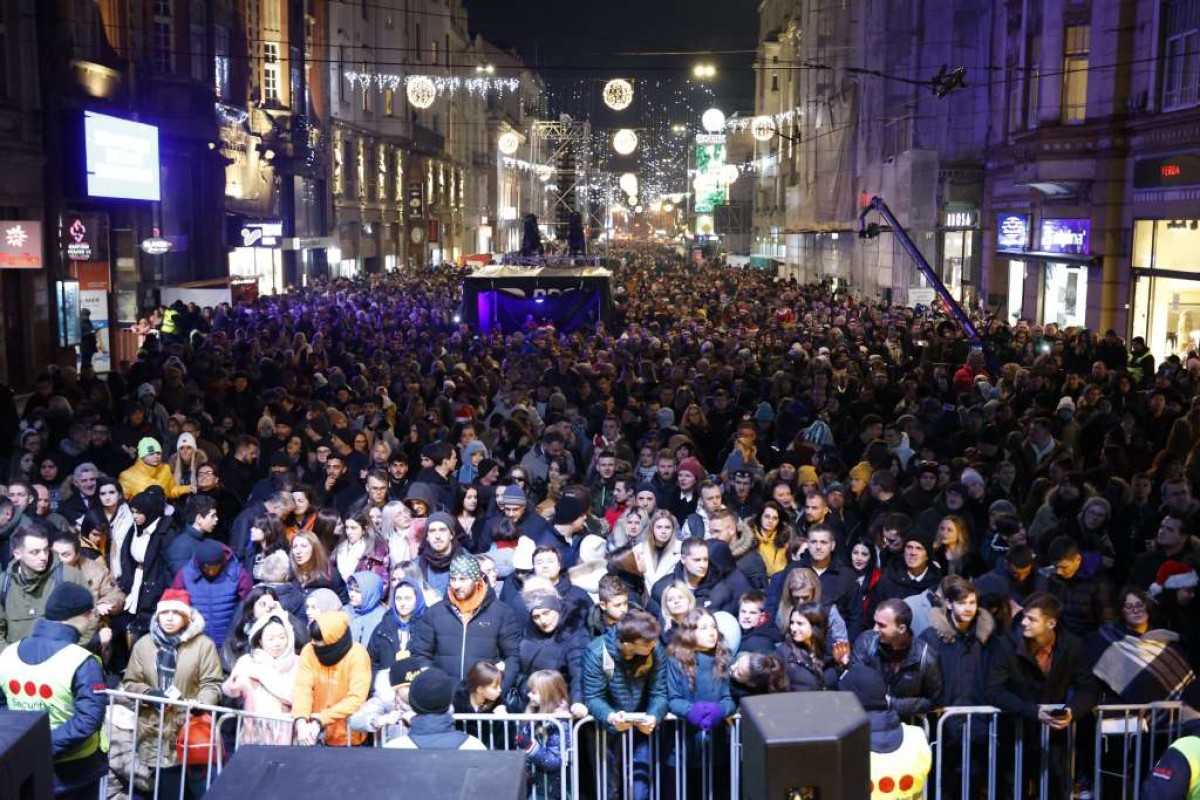 Doček Nove 2024: "Sarajevska priča" uz četiri benda i dobar provod