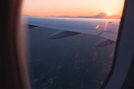 Djevojčica pronašla kameru u toaletu aviona, porodica podnijela tužbu